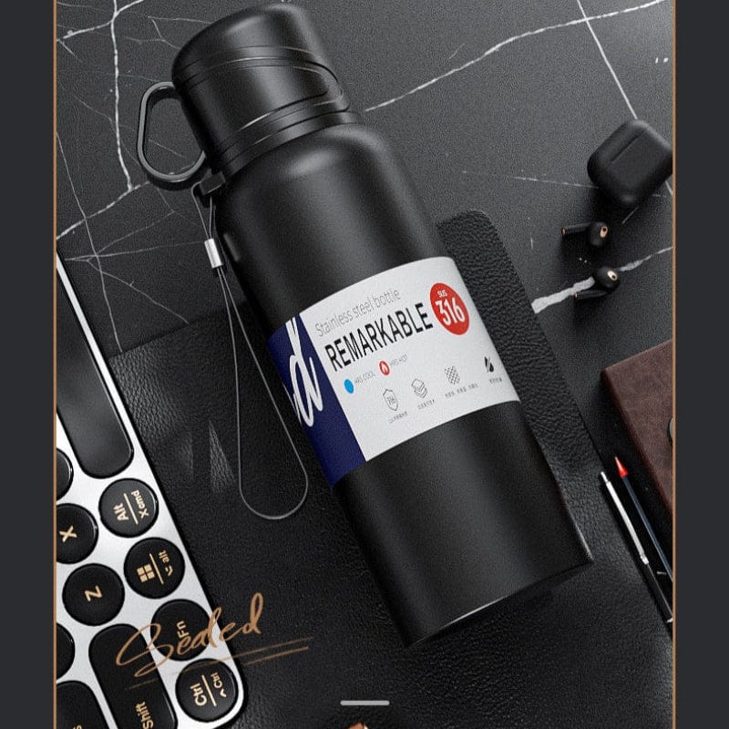 Durable and Long-Lasting: with cup This vacuum flask is crafted from high-quality 316 stainless steel,